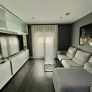 Apartamento Moderno Con Plaza De Garaje En Pleno Centro De, Almería